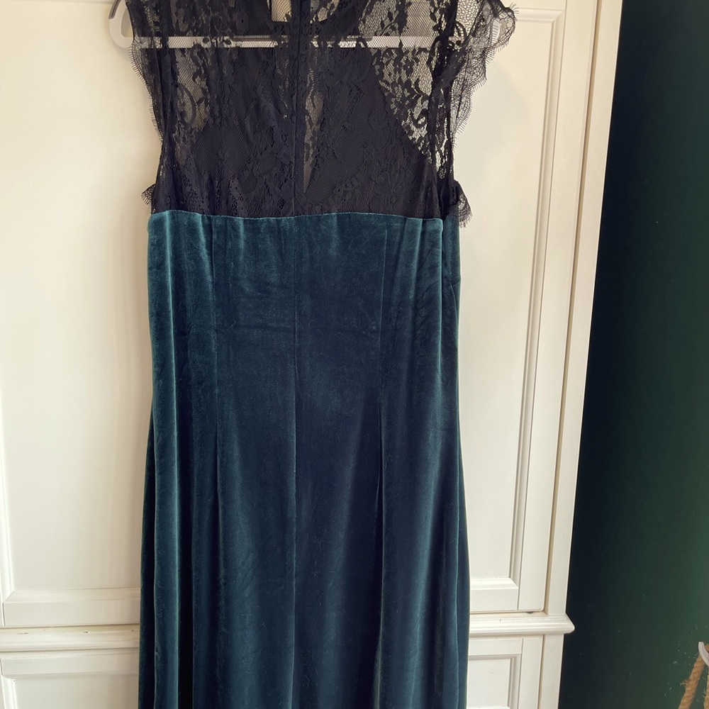 Size 8. White House Black Market. New with Tags. Dark Green velvet and lace